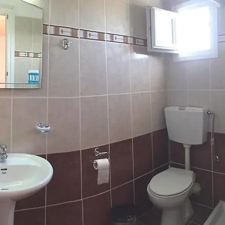 Morfoula's Aparthotel 2*