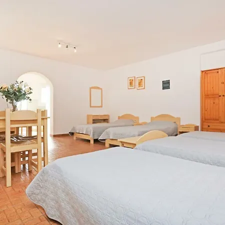 Morfoula's Aparthotel 2*